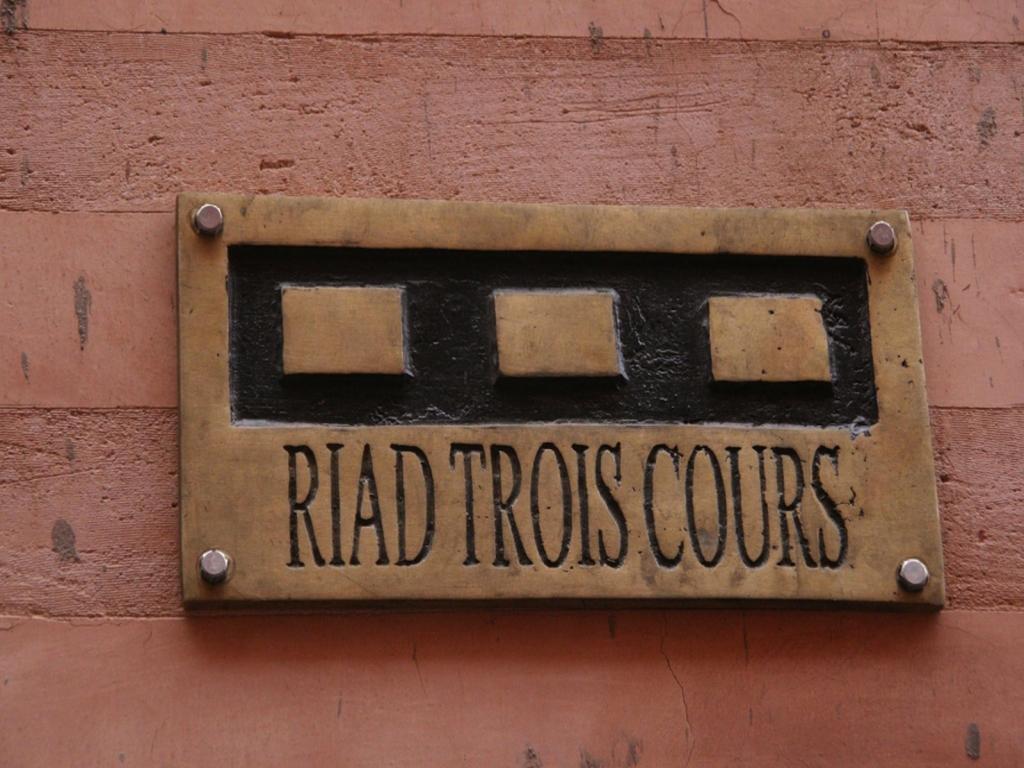 Riad Les Trois Cours มาร์ราเกช ภายนอก รูปภาพ