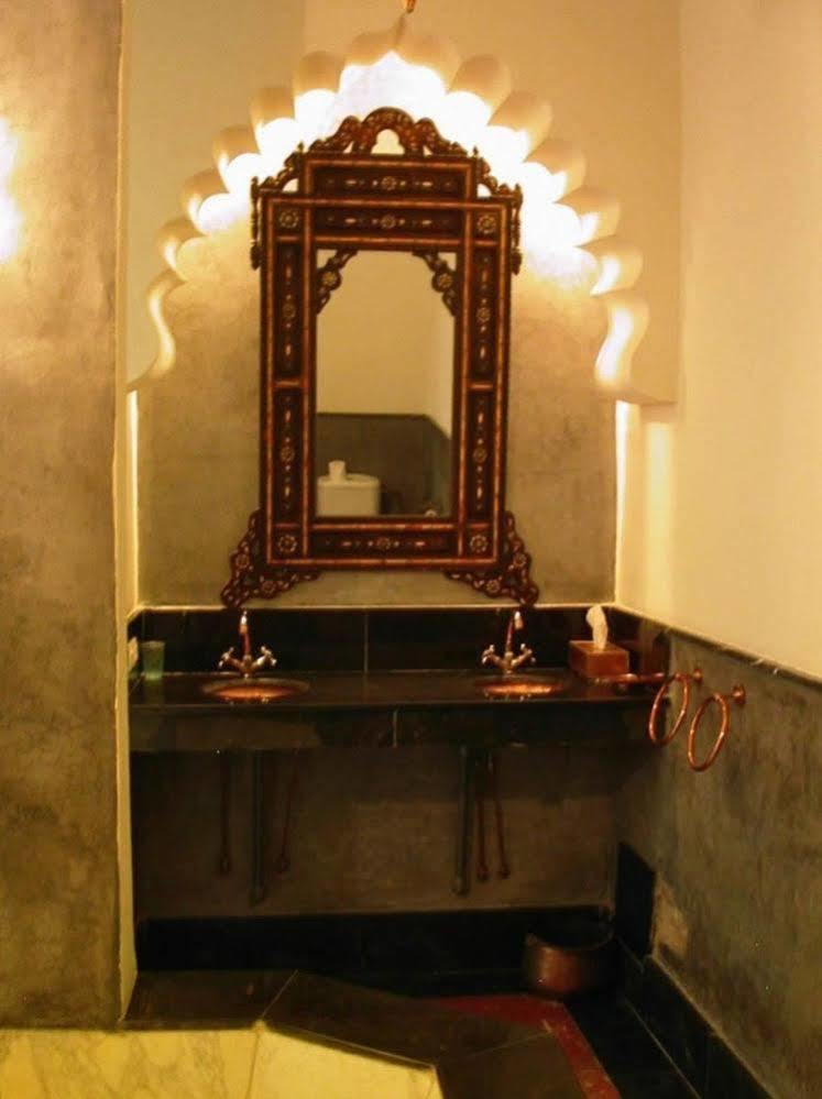Riad Les Trois Cours มาร์ราเกช ภายนอก รูปภาพ